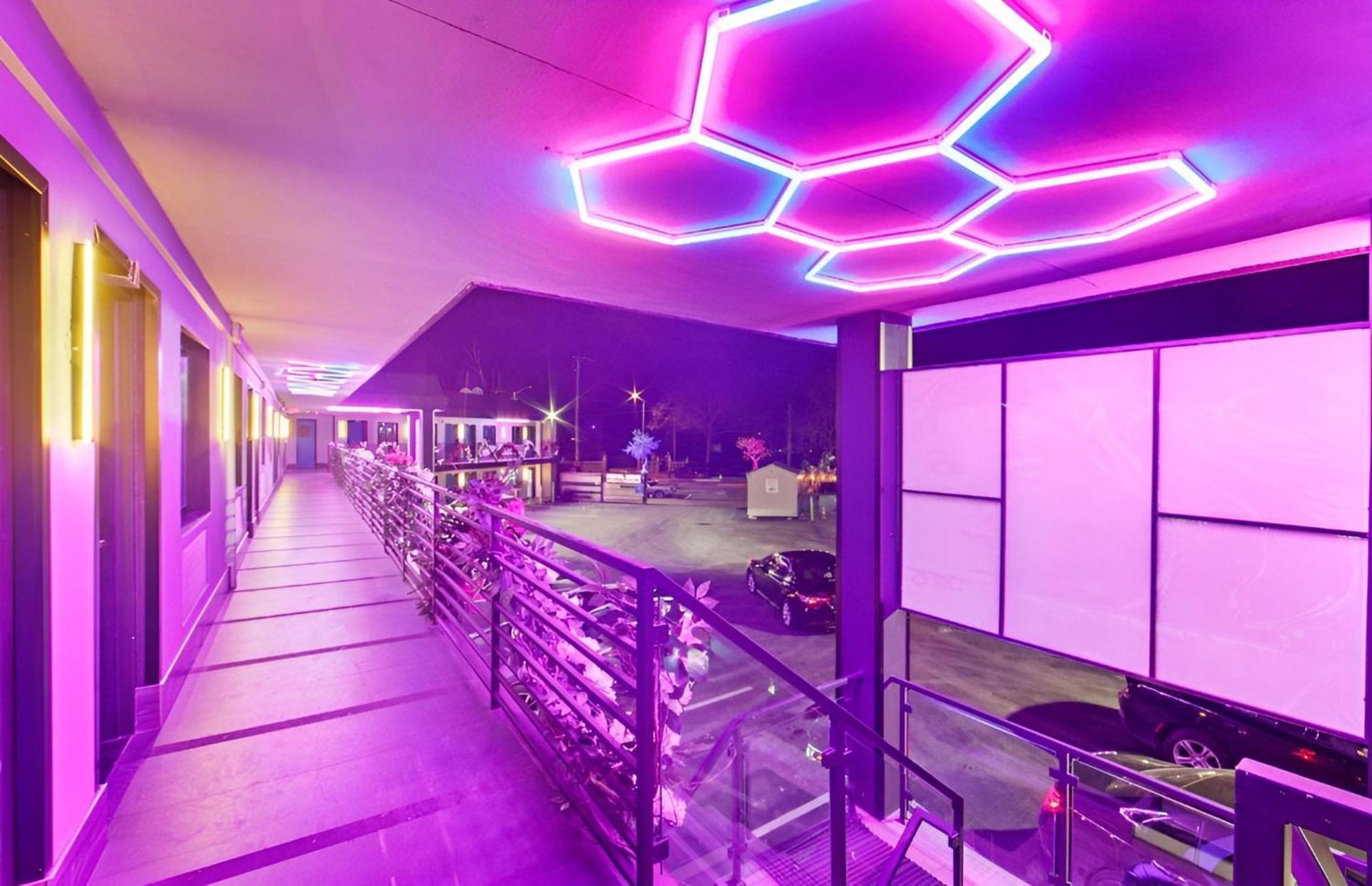 Hotel Opus Bronx Near Bay Plaza Mall New York Buitenkant foto